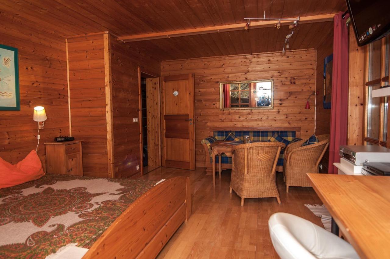 Ferienwohnung Sternschnuppe Chieming Esterno foto